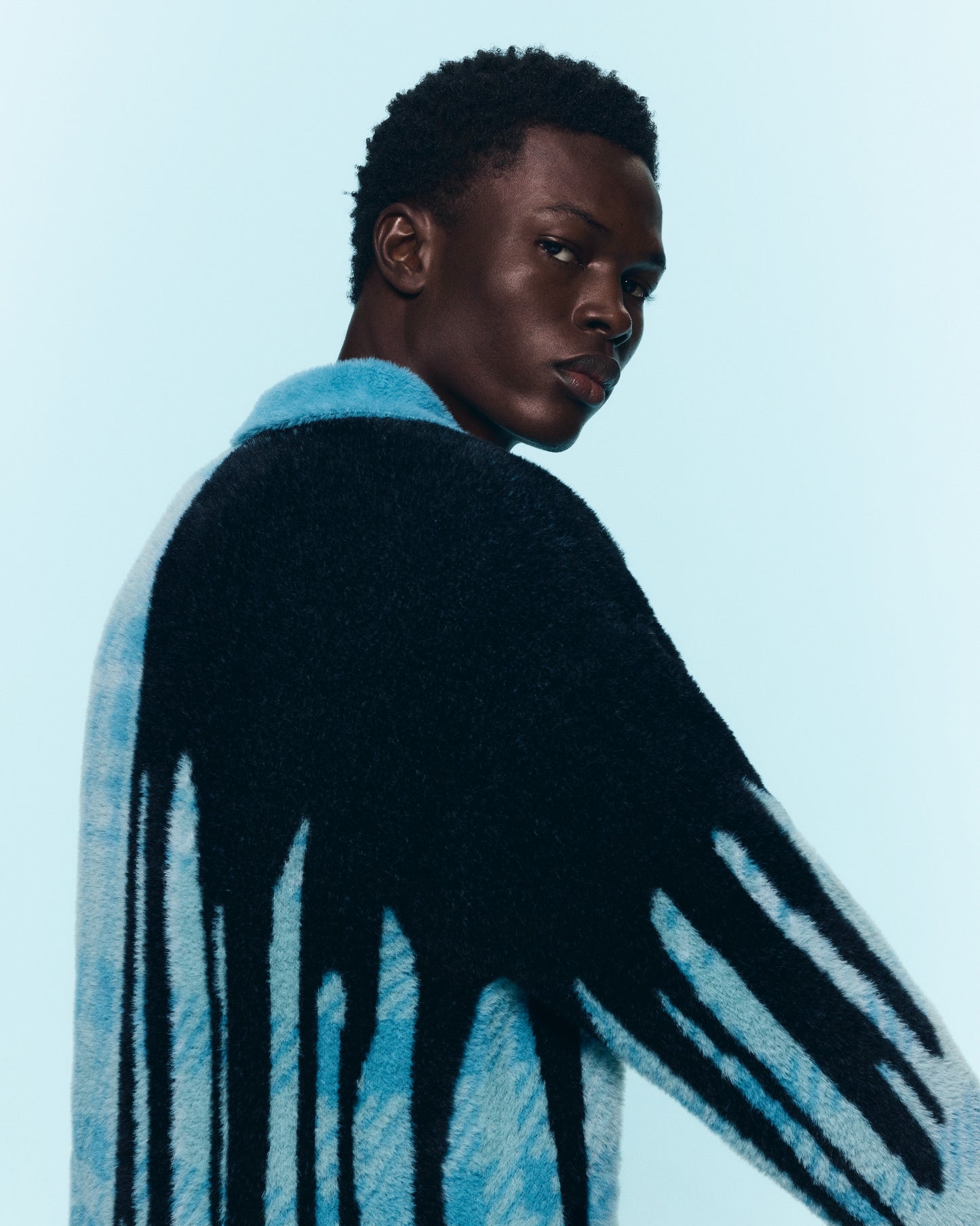 SHAGGY KNITTED CARDIGAN