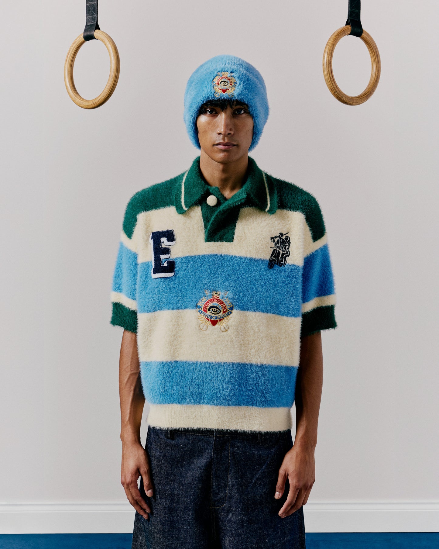 SHAGGY CROWN BEANIE IN BLUE