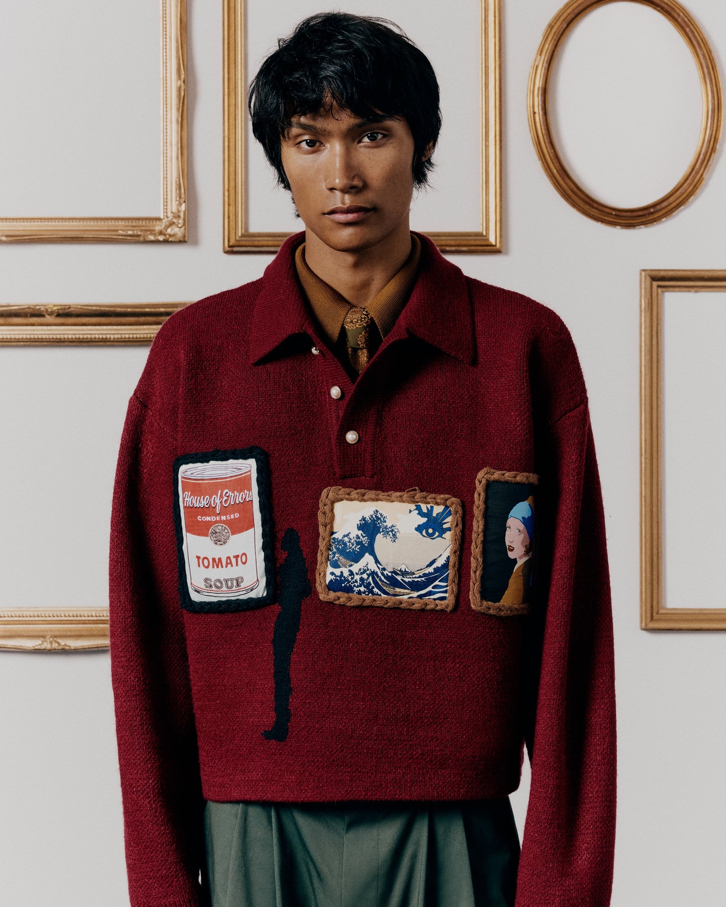 KNITTED GALLERY SWEATER IN BURGUNDY