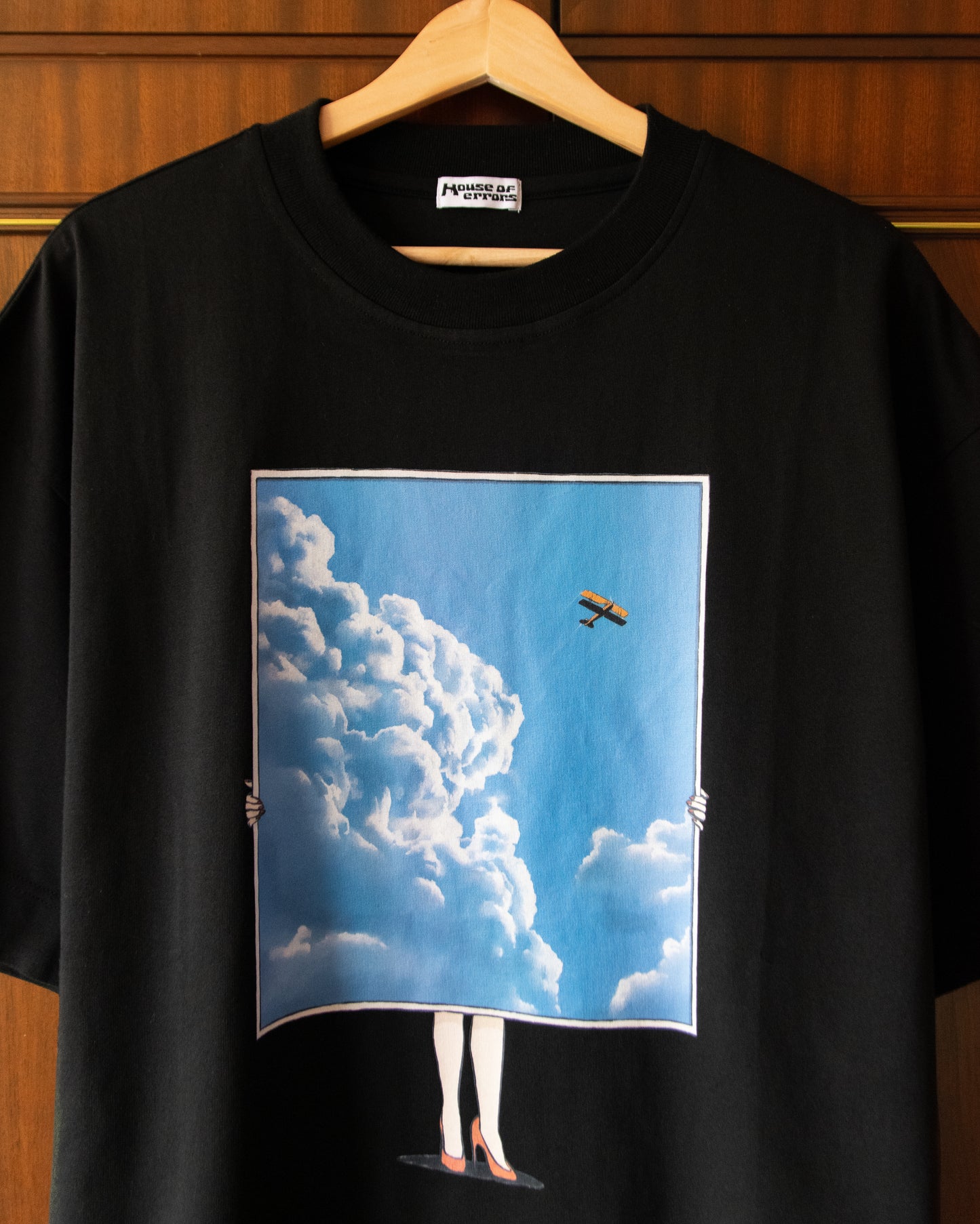 FRAME MIDWEIGHT TEE IN BLACK