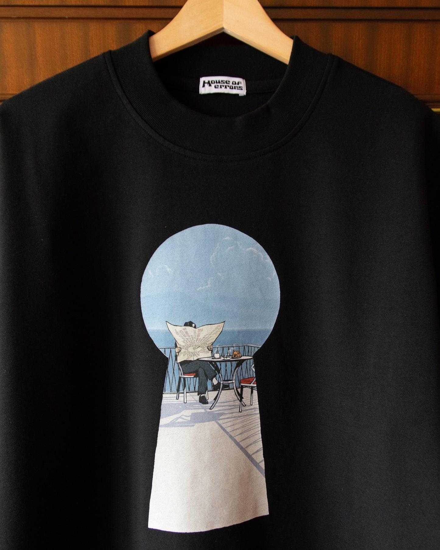 KEYHOLE HEAVYWEIGHT TEE IN BLACK