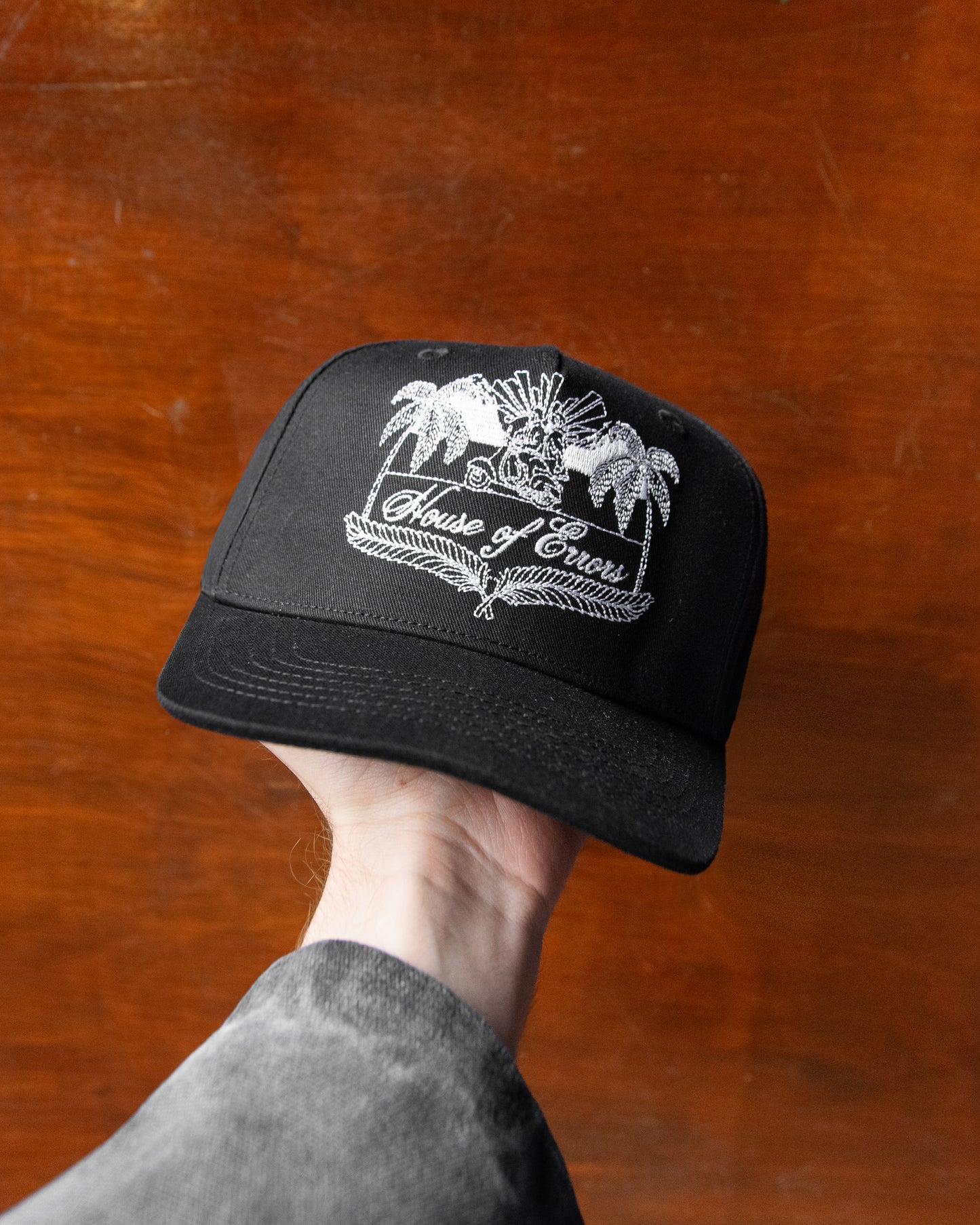 CREST CAP