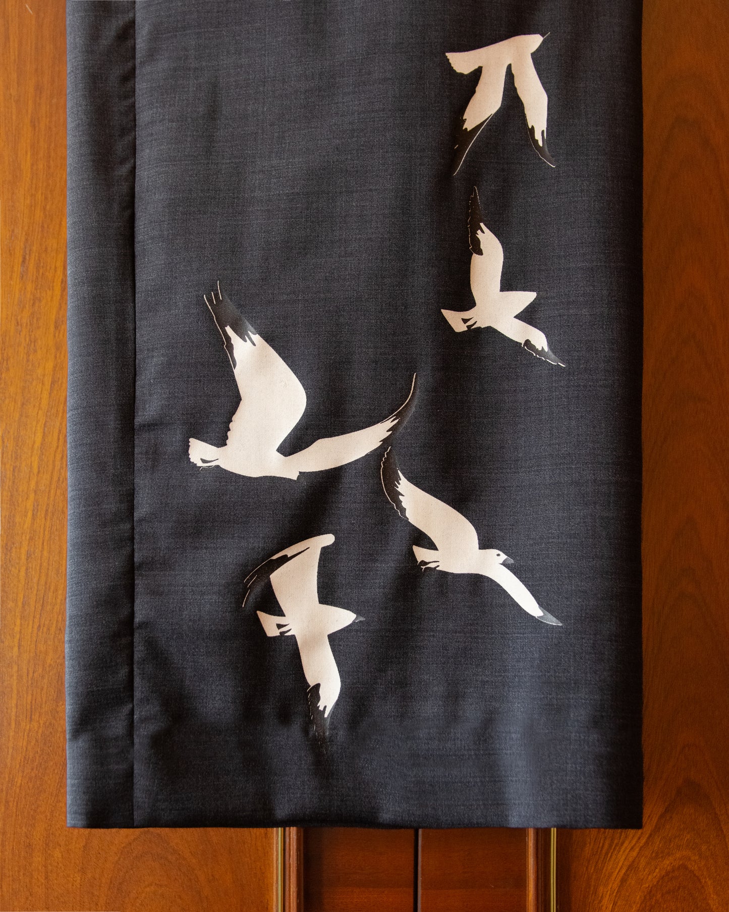 PLEATED WOOL FLOCK TROUSERS