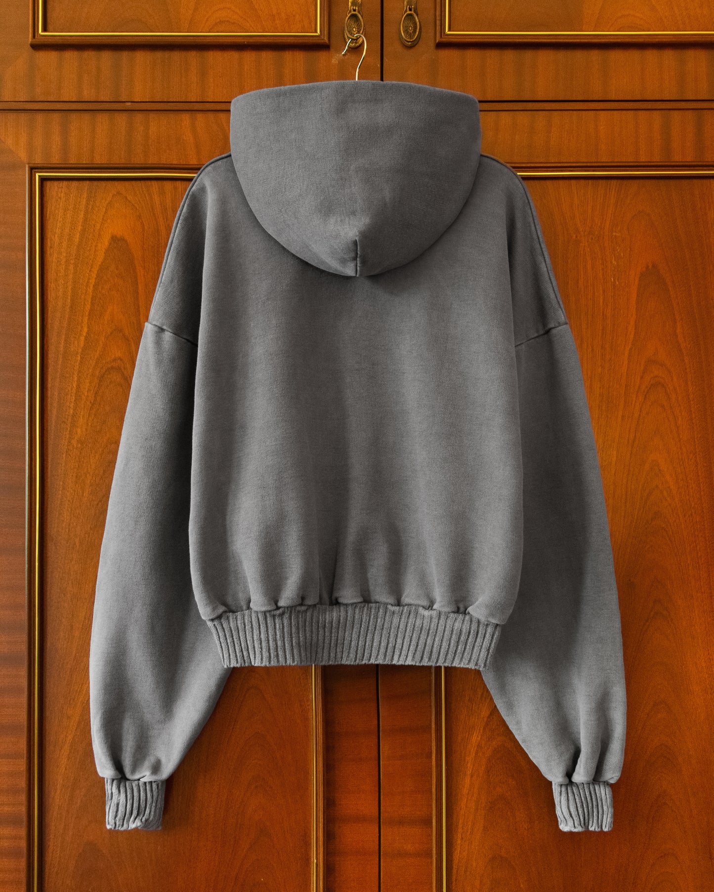 CREST HOODIE IN SABLE