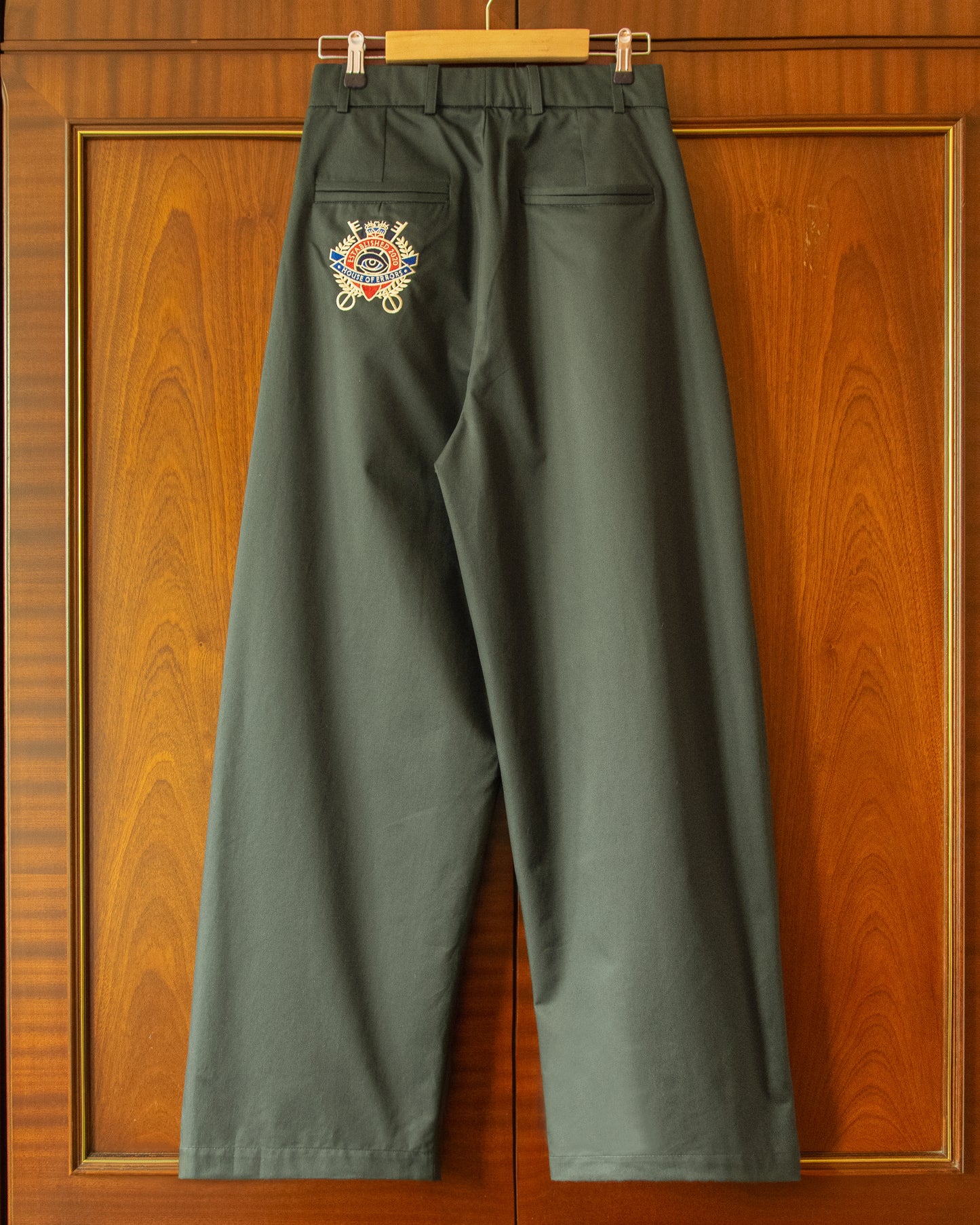 WIDE LEG CROWN TROUSERS IN GREEN