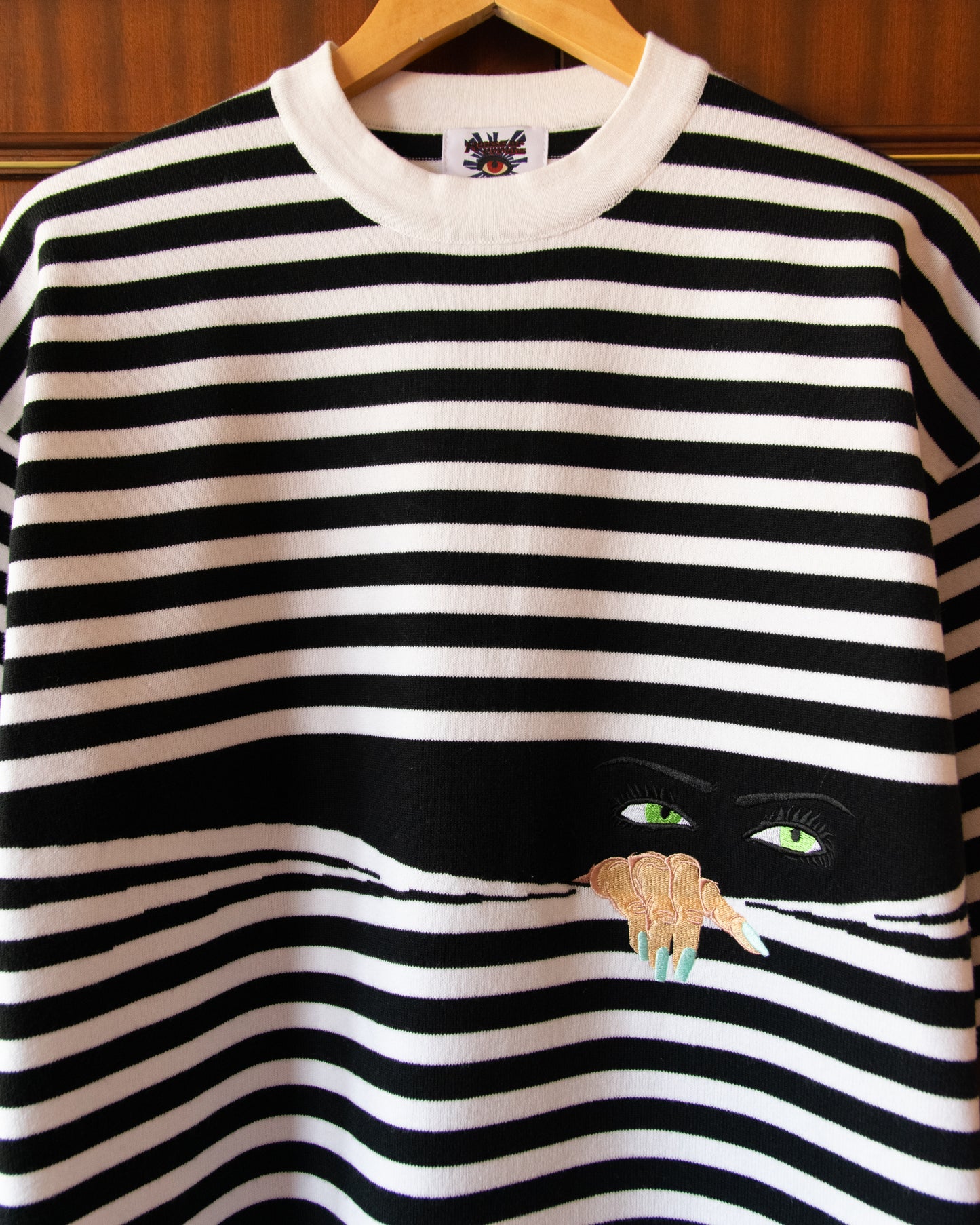 KNITTED PEEPING TEE