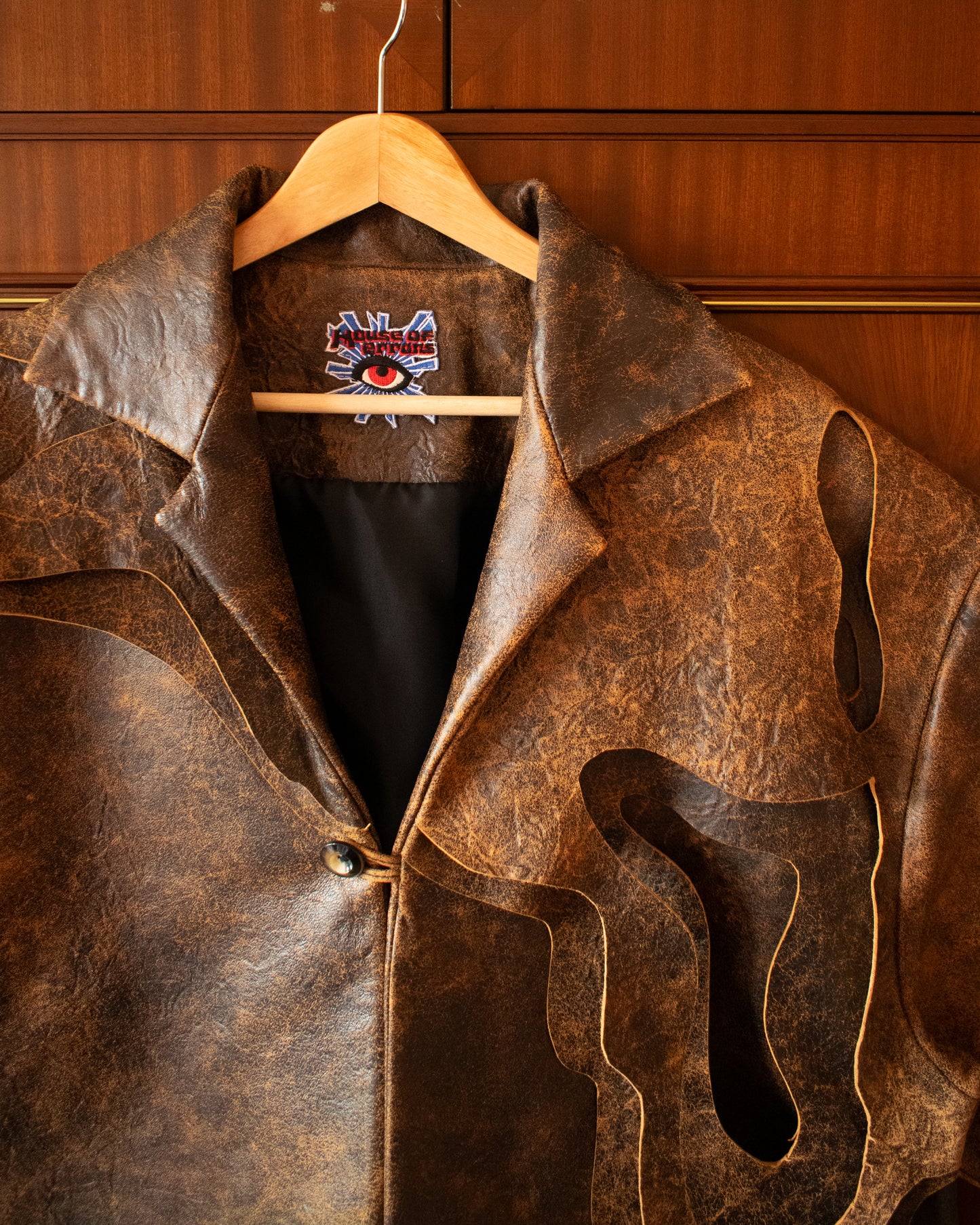 ANTIQUE LEATHER TOPO CUBAN