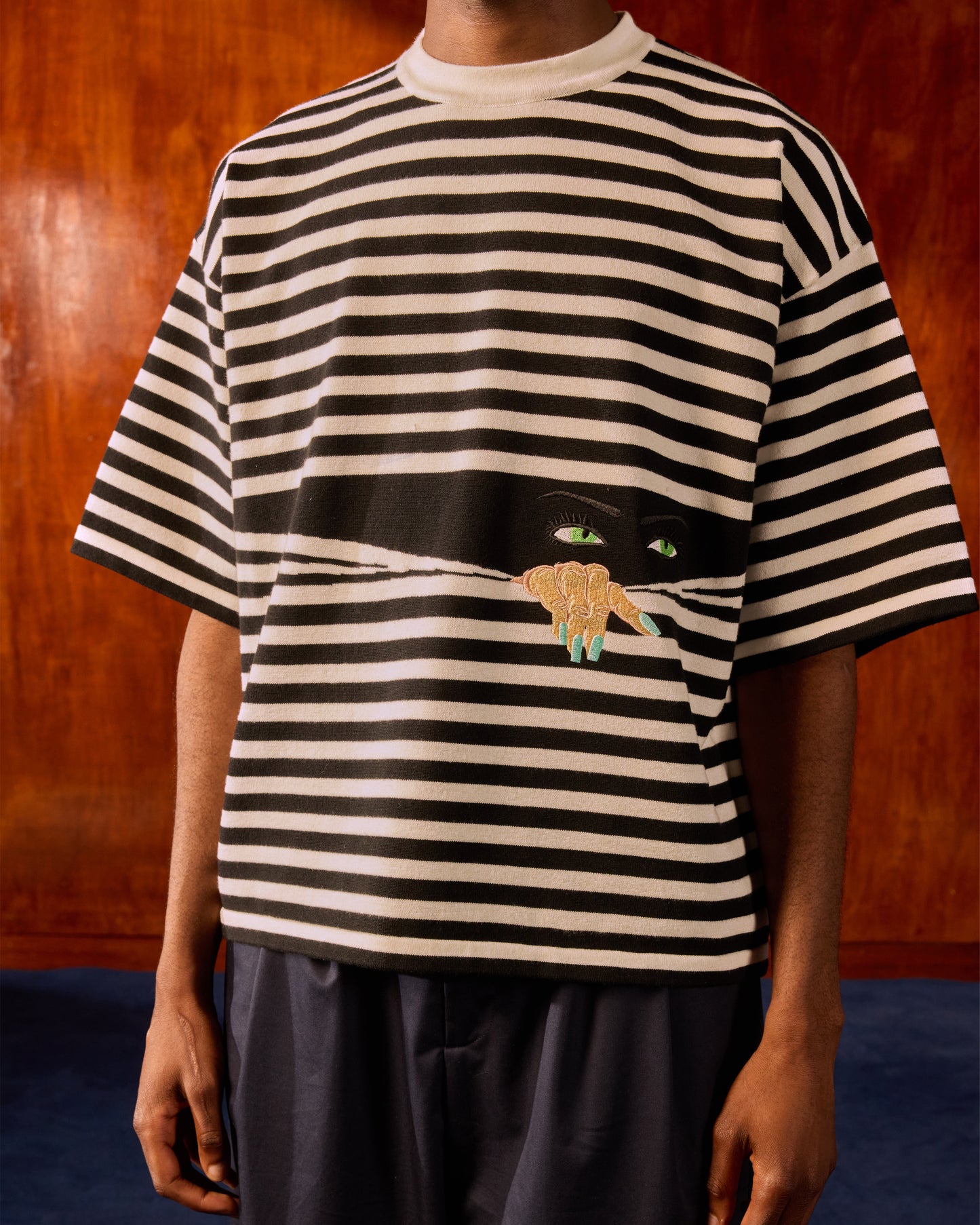 KNITTED PEEPING TEE