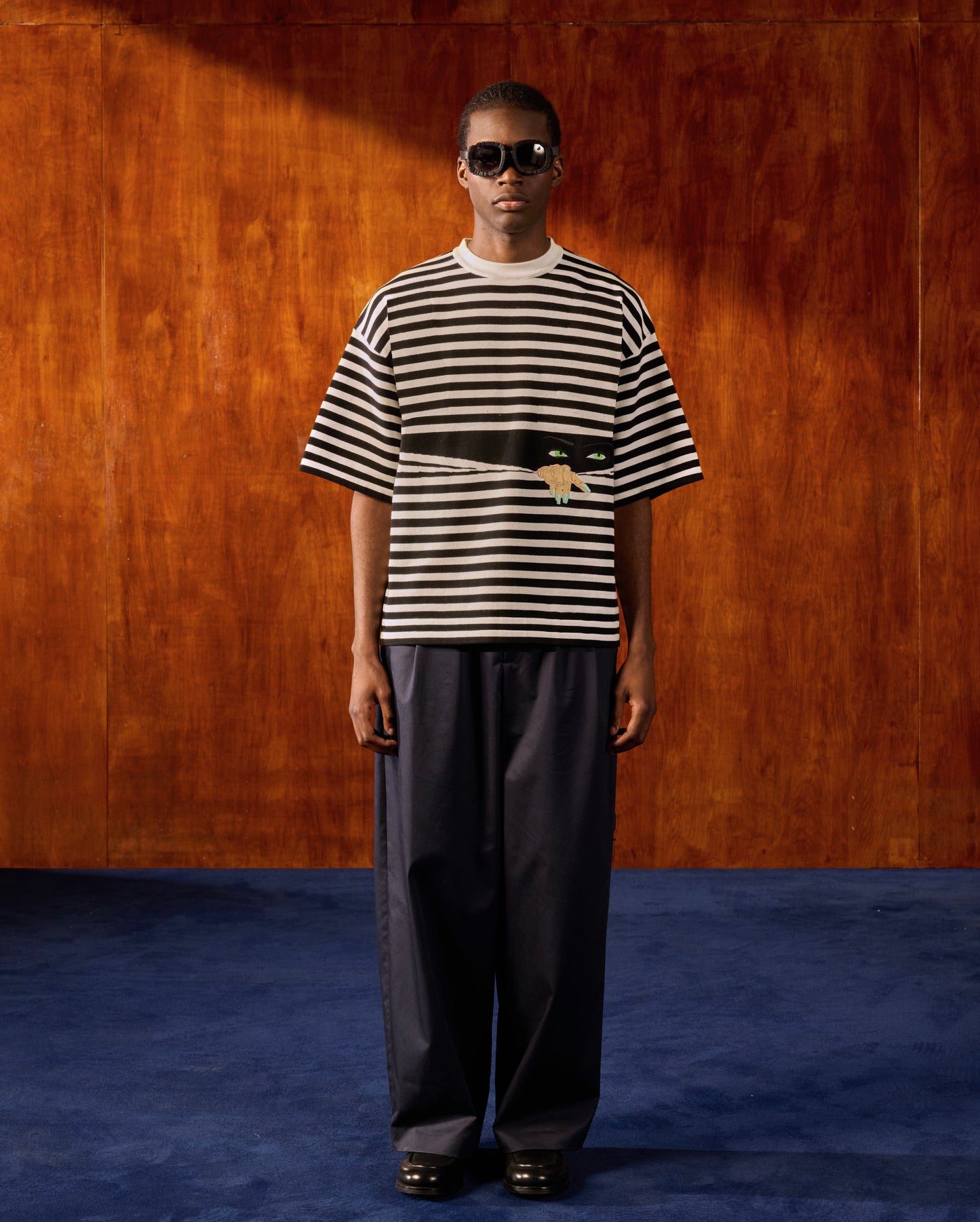 KNITTED PEEPING TEE