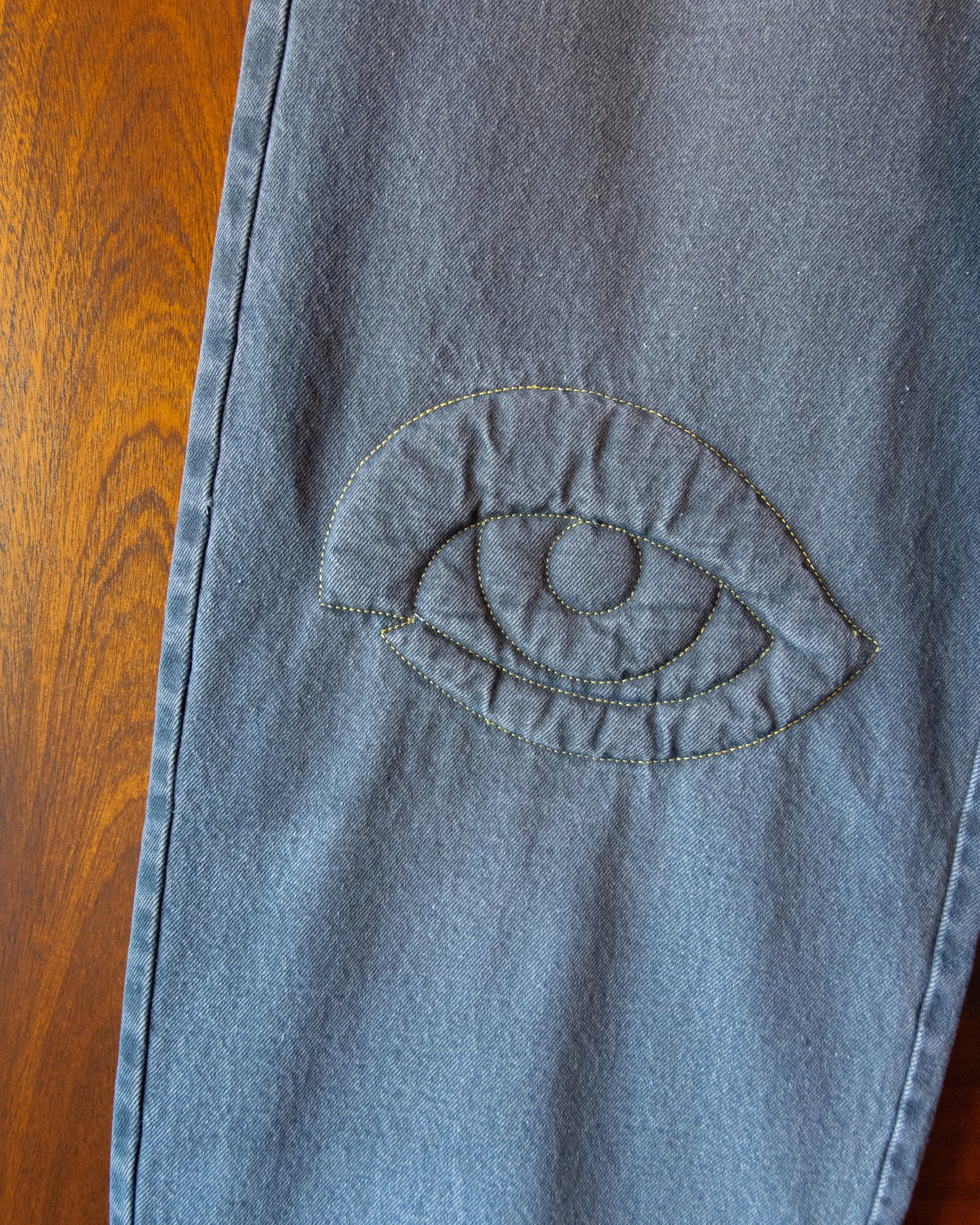 EYE PAD JEANS IN SABLE