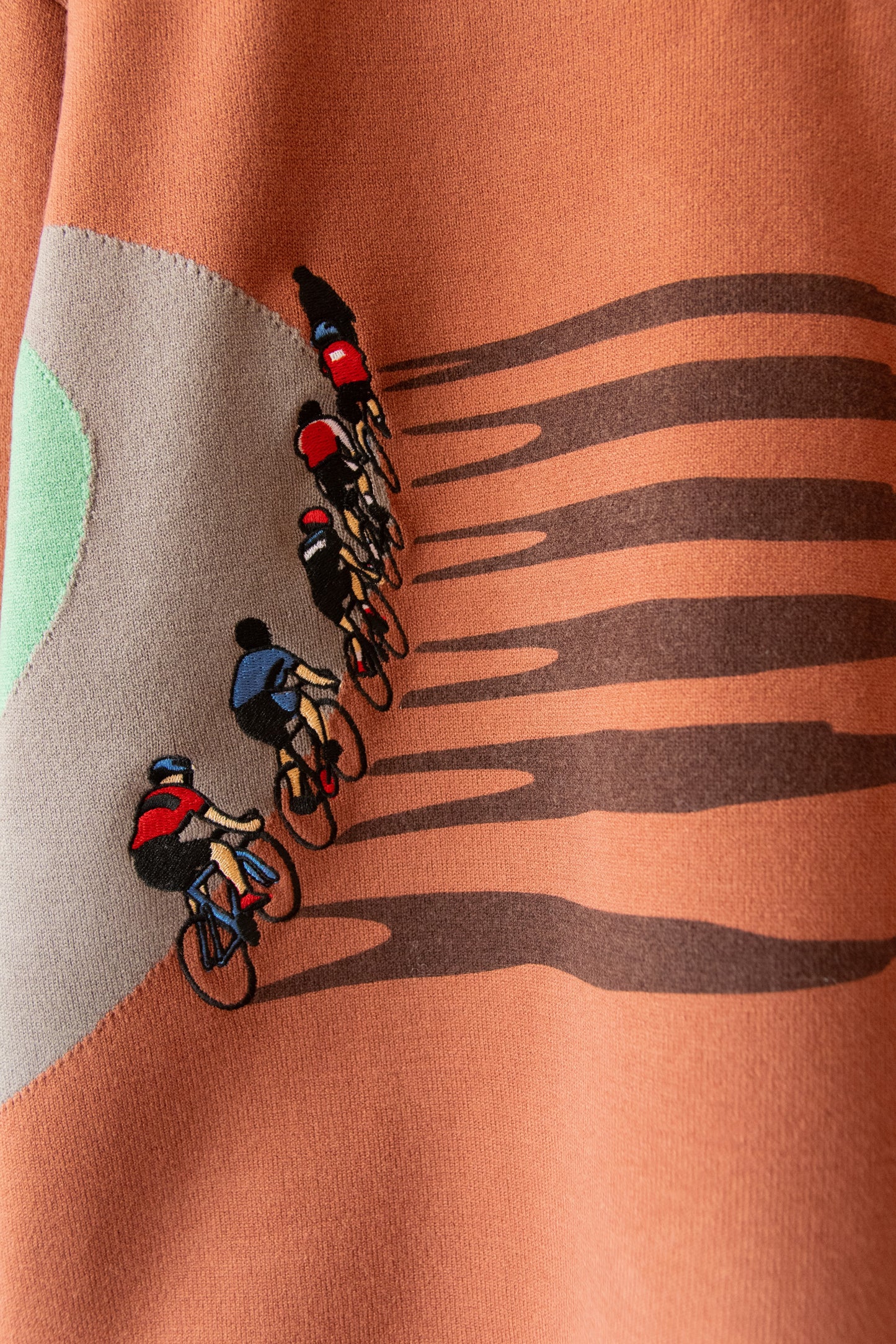 FINE KNIT CYCLING SWEATER