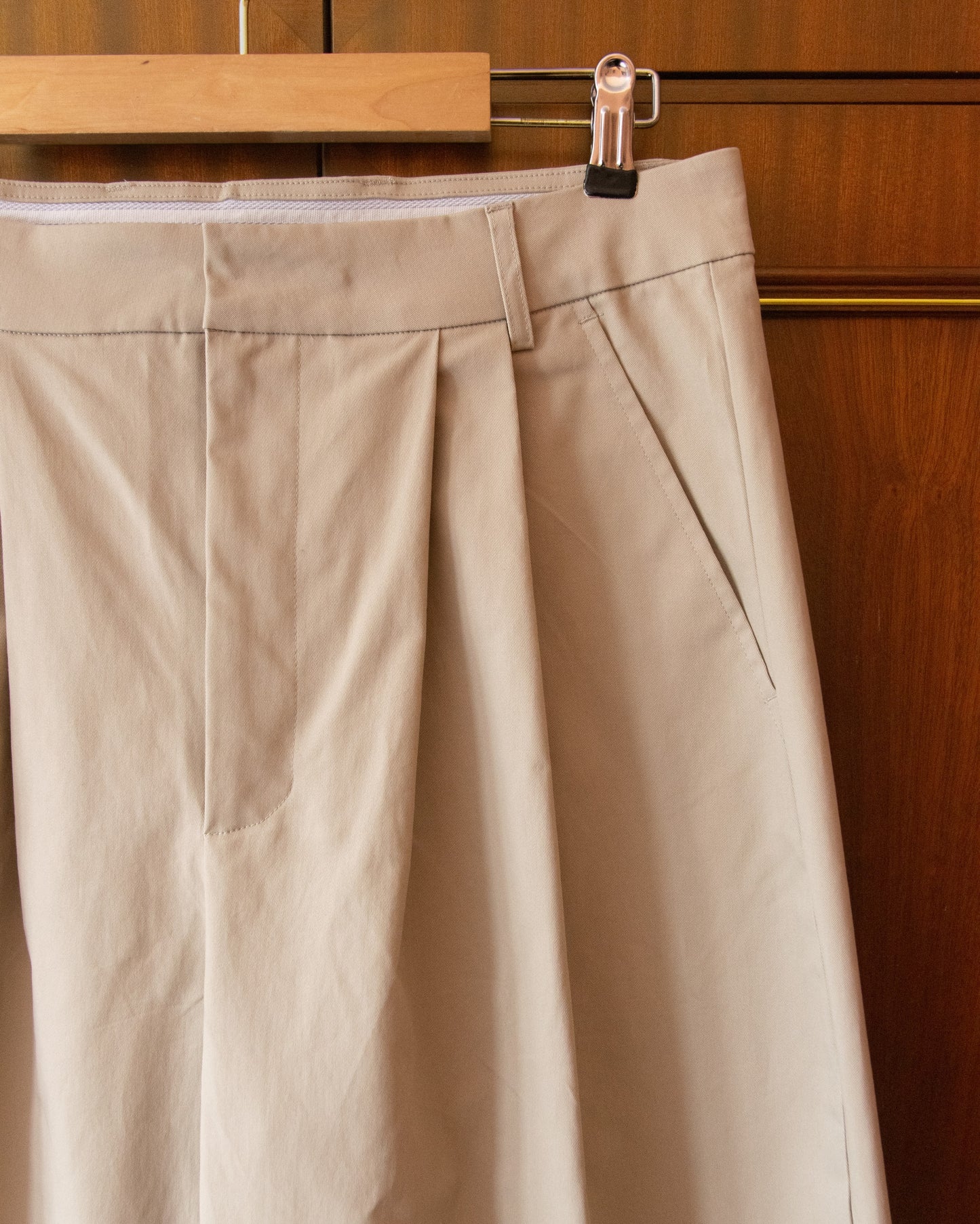 CROWN TROUSERS IN CREAM