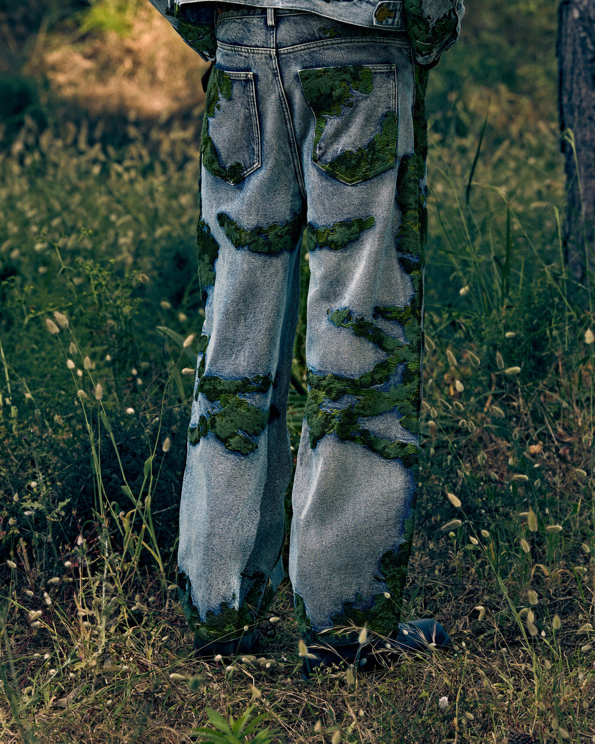 EMBROIDERED MOSS JEANS – HOUSE OF ERRORS