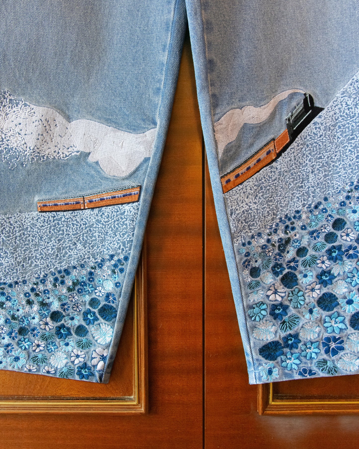 ERRORS EXPRESS EMBROIDERED JEANS