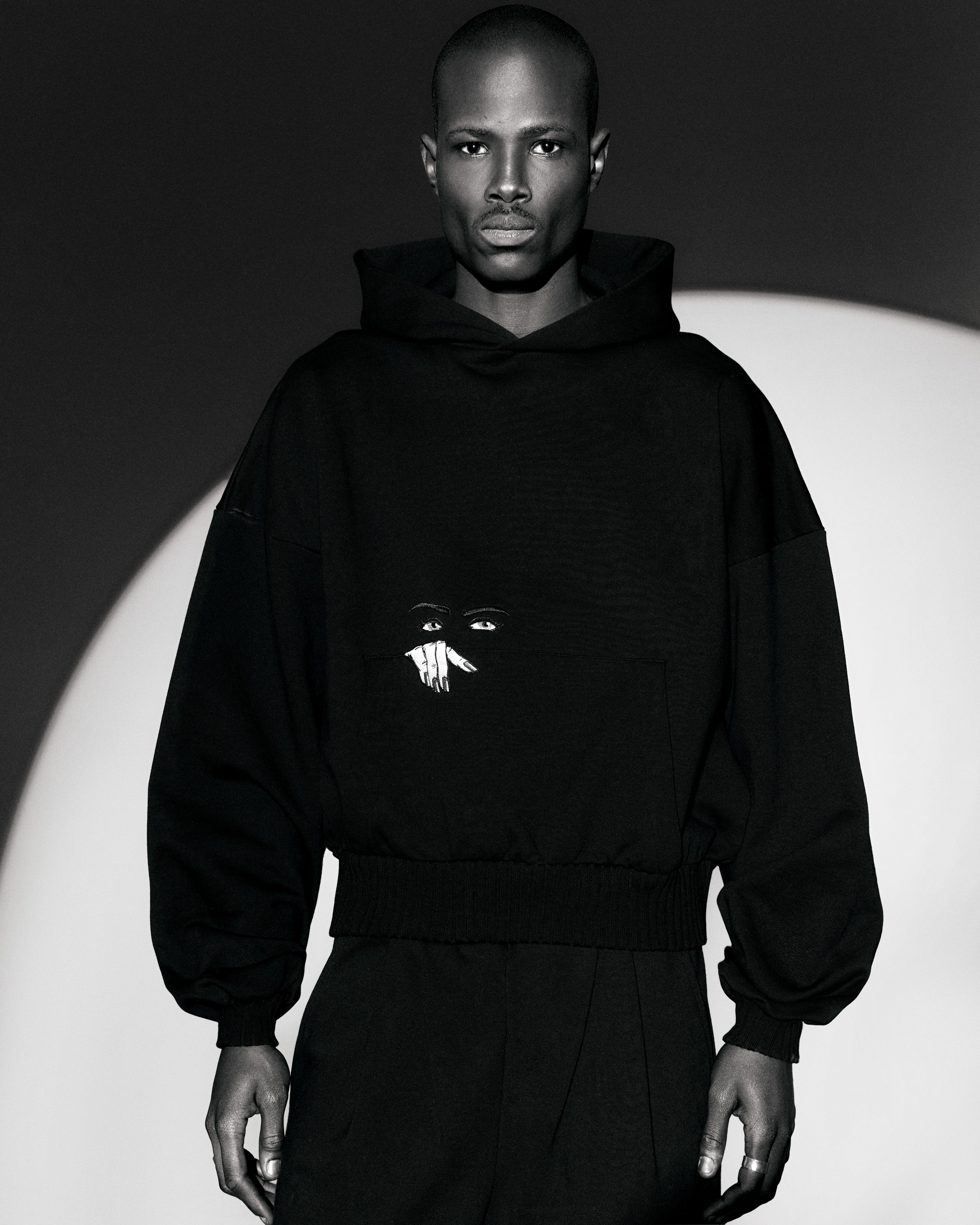 PEEPING HOODIE – HOUSE OF ERRORS