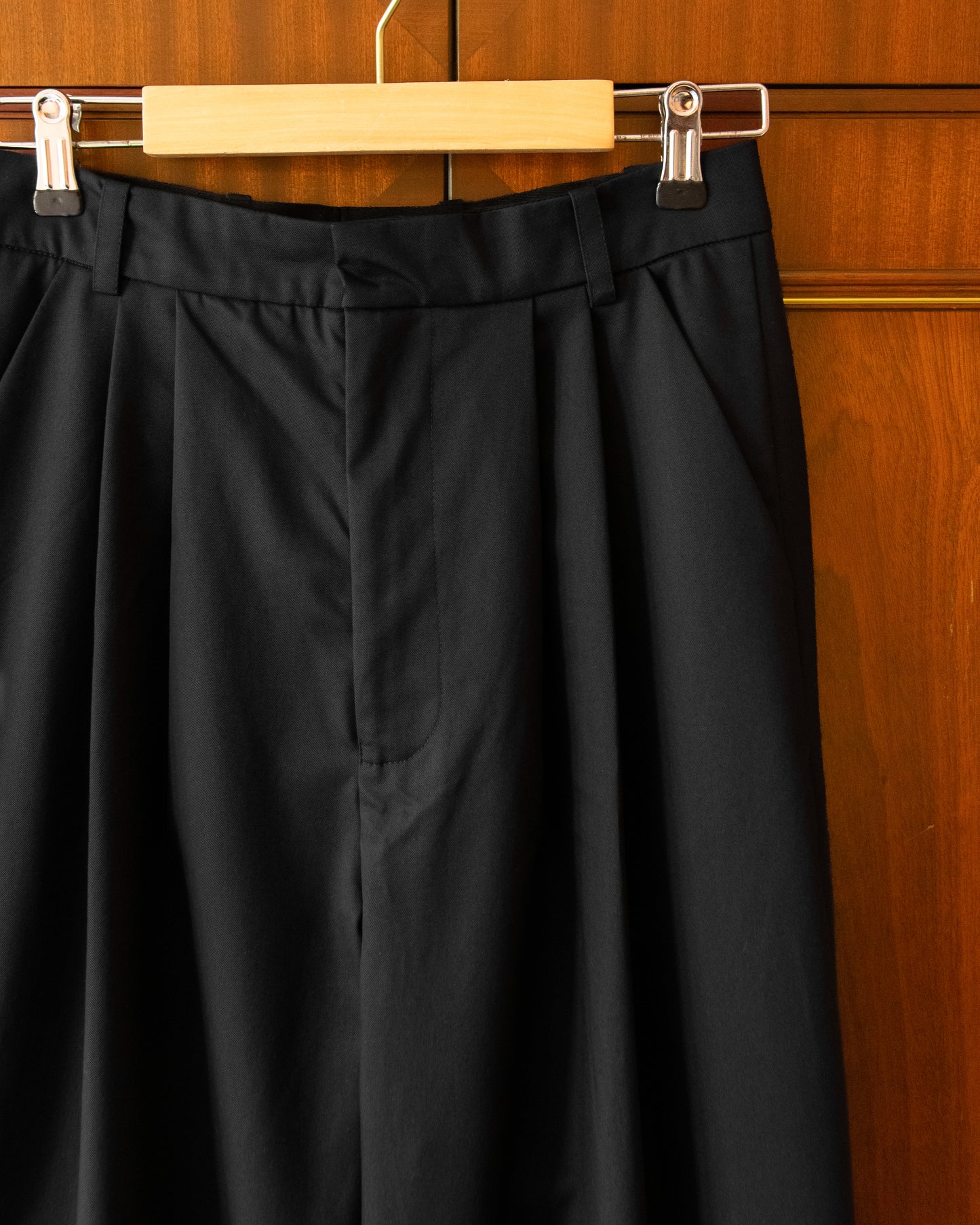 WIDE LEG CROWN TROUSERS IN BLACK