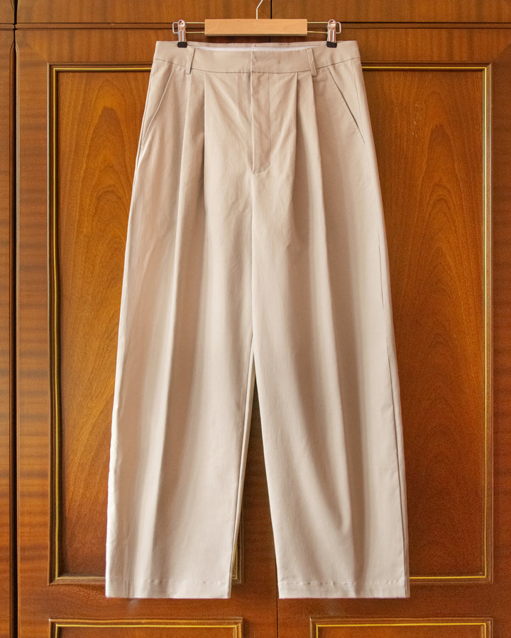 CROWN TROUSERS IN CREAM