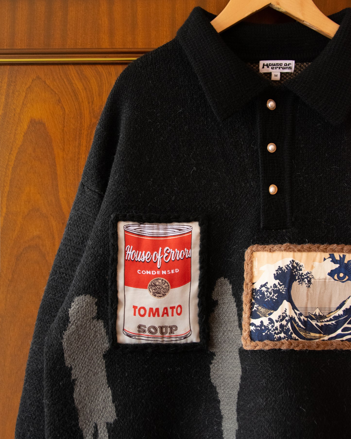 KNITTED GALLERY SWEATER IN BLACK