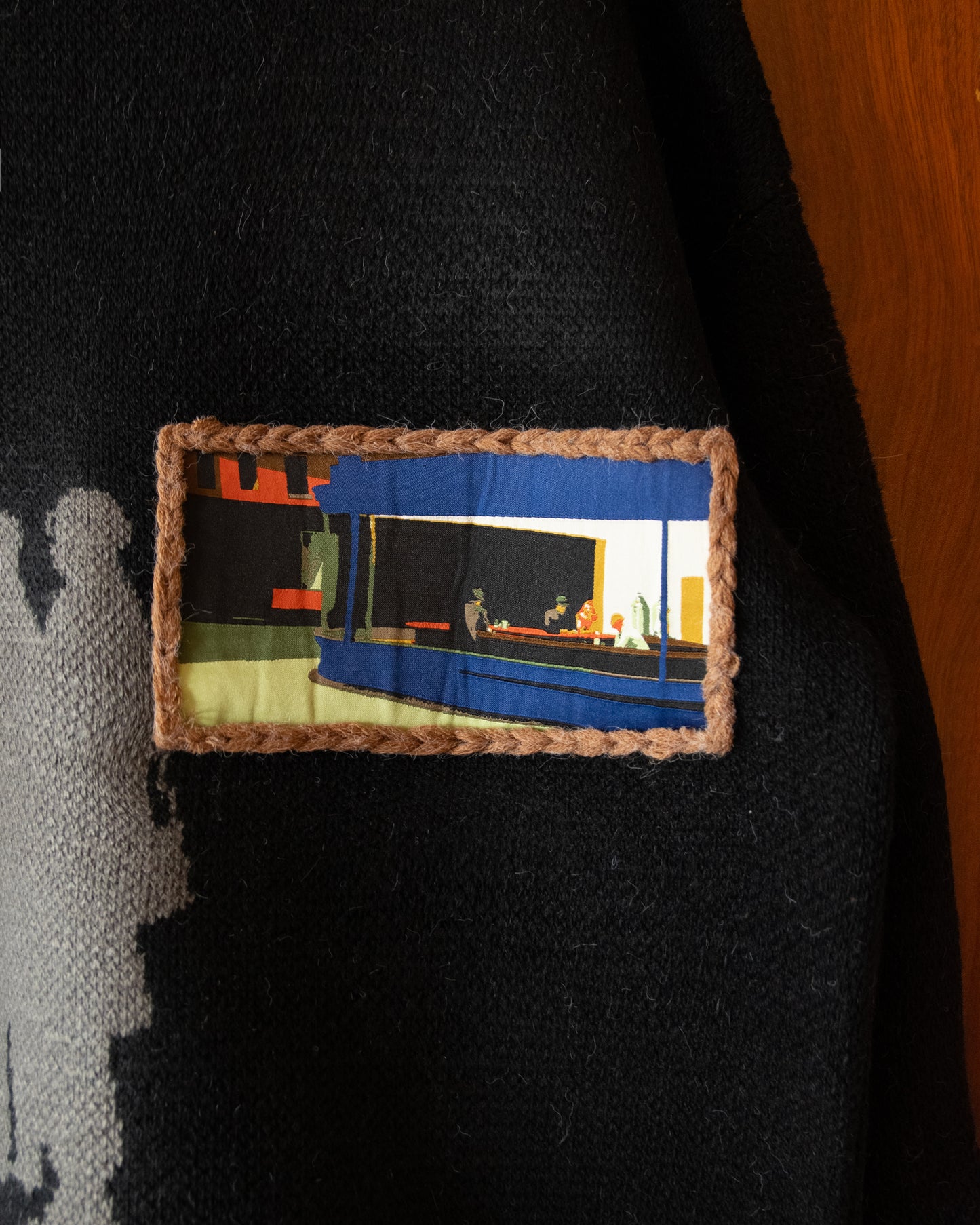 KNITTED GALLERY SWEATER IN BLACK