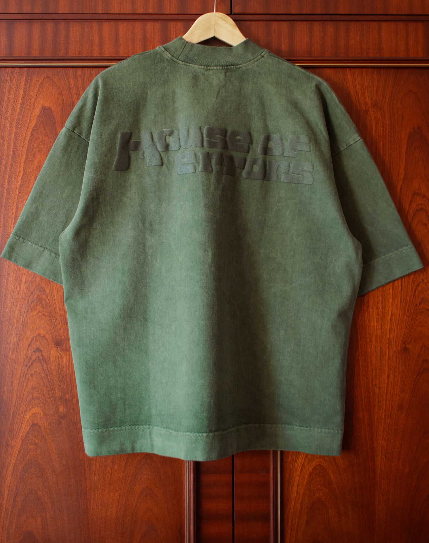 ALL-SEEING HEAVYWEIGHT TEE IN EMERALD