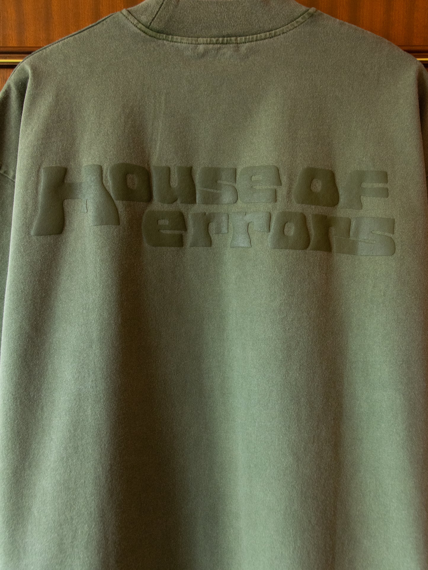 ALL-SEEING HEAVYWEIGHT TEE IN EMERALD