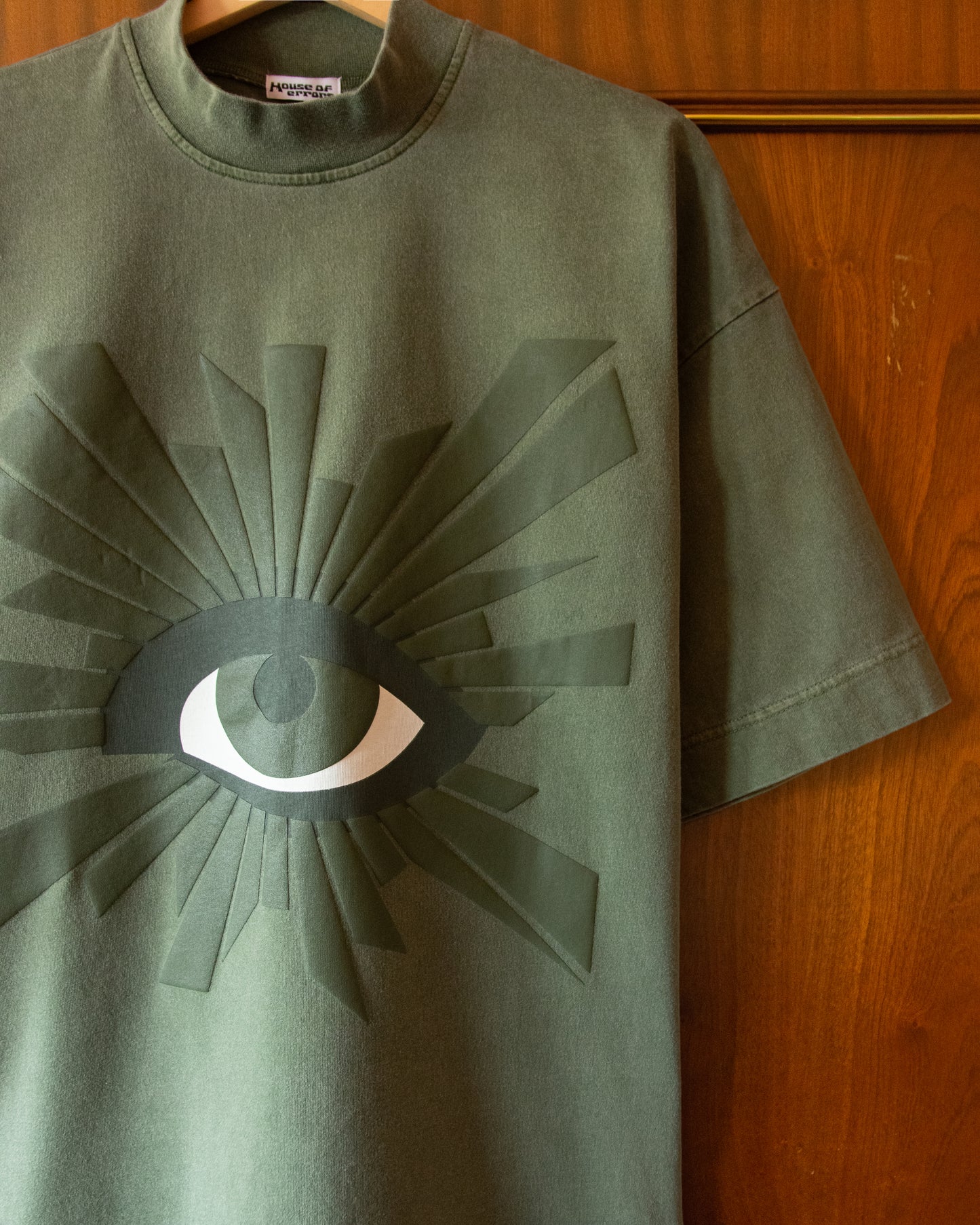 ALL-SEEING HEAVYWEIGHT TEE IN EMERALD