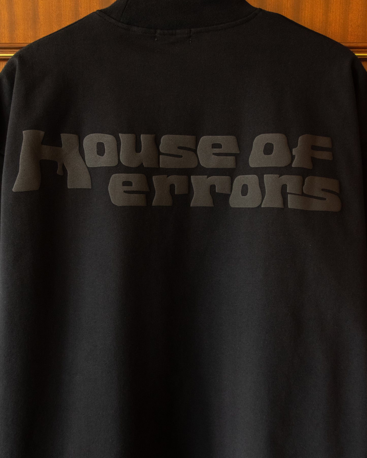 ALL-SEEING HEAVYWEIGHT TEE IN BLACK