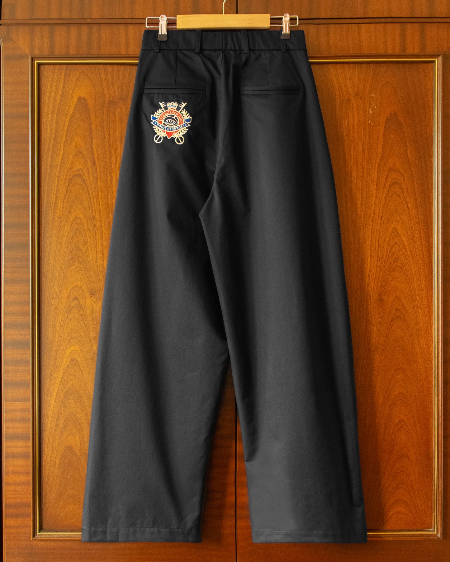 WIDE LEG CROWN TROUSERS IN BLACK