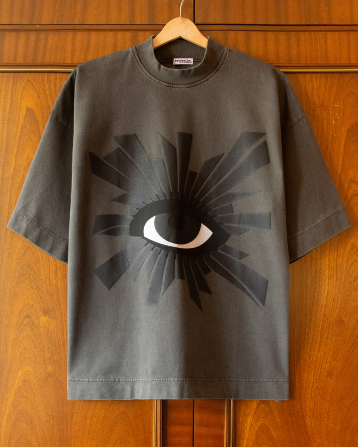 ALL-SEEING HEAVYWEIGHT TEE IN SABLE