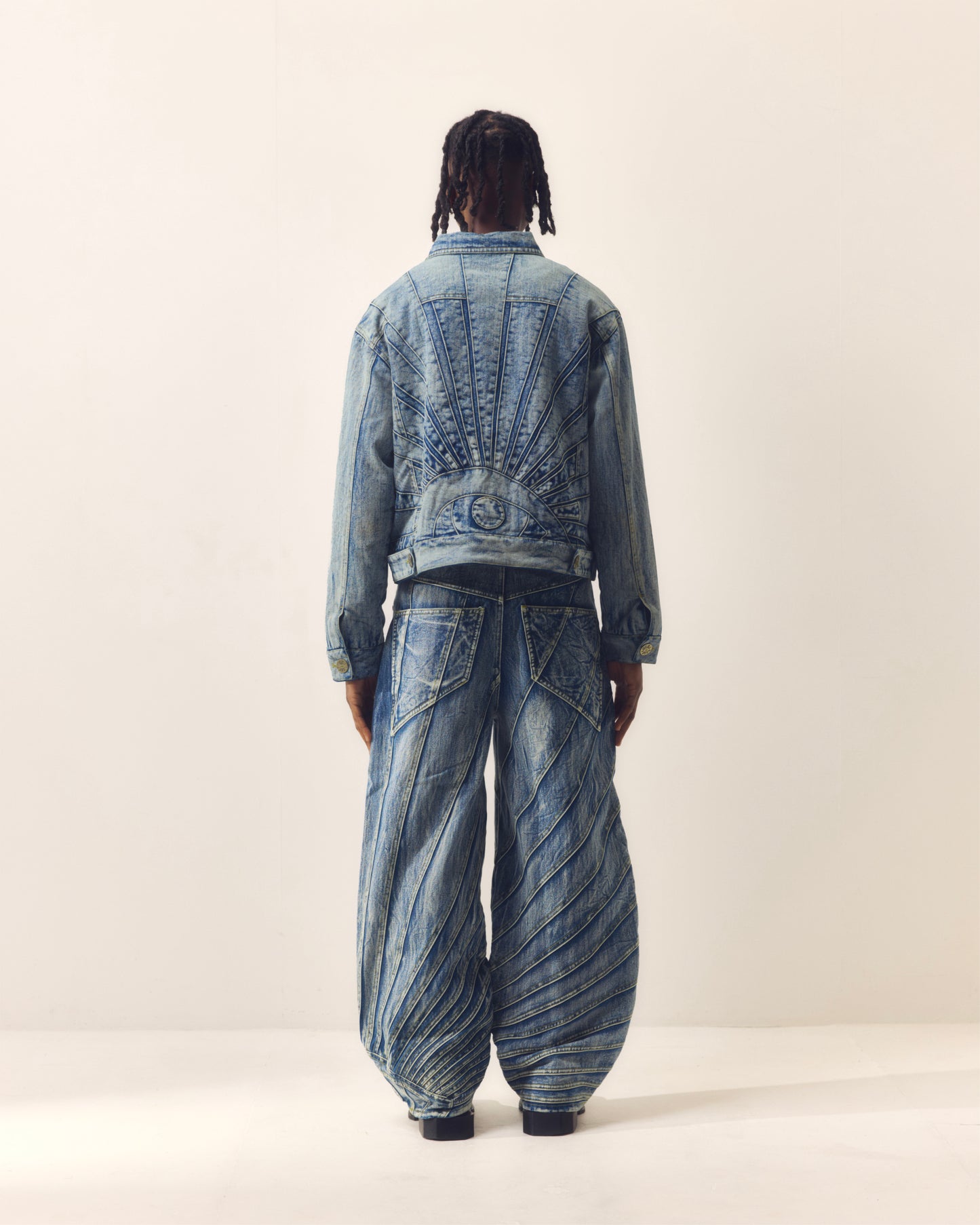 ALL-SEEING JEANS