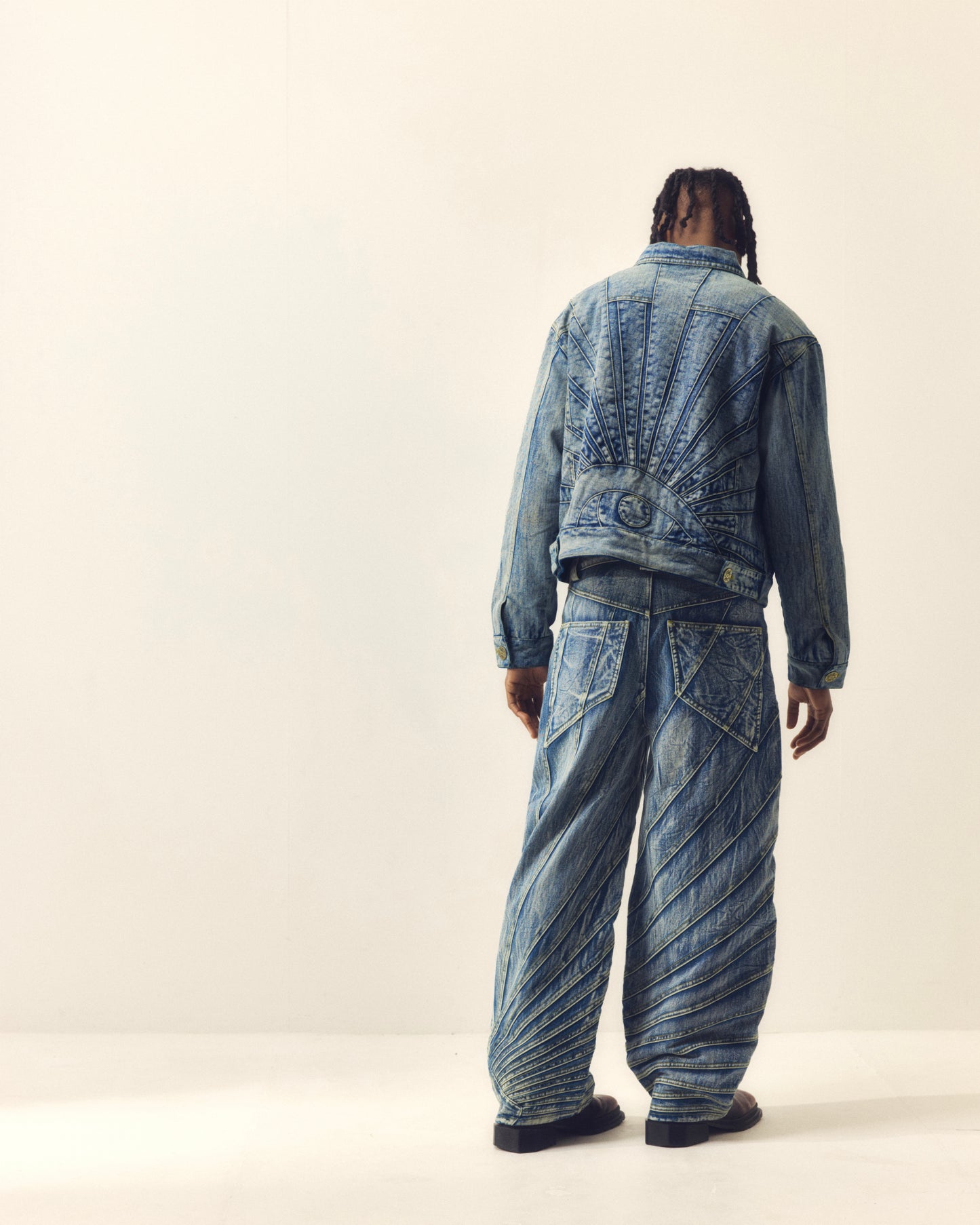 ALL-SEEING JEANS
