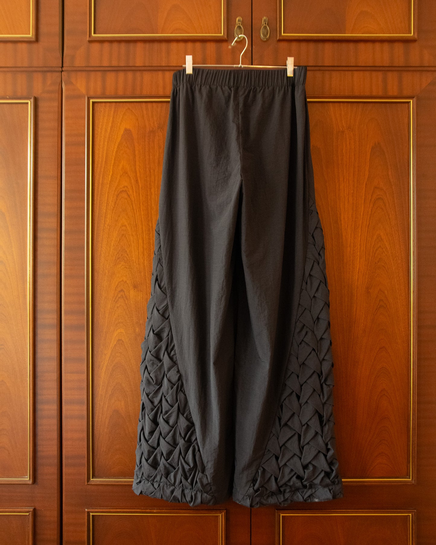 SMOCKWEAVE TRACKPANTS
