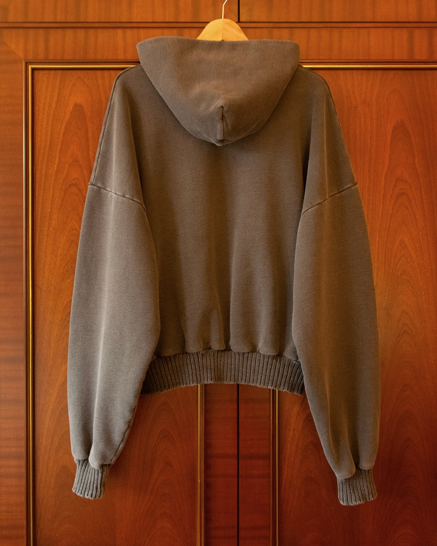 HOTEL ERRORS HOODIE - RAGUSA IBLA (SABLE)