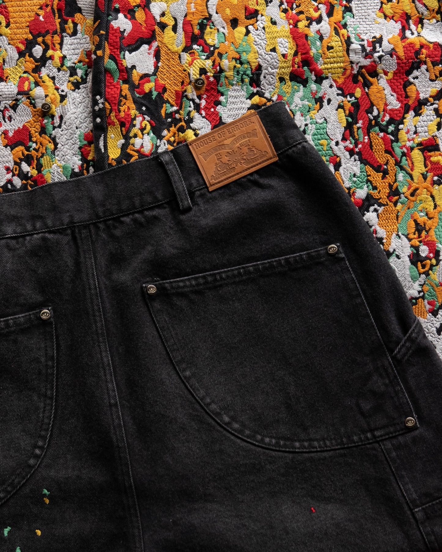 EMBROIDERED CARPENTER JEANS IN FADED BLACK