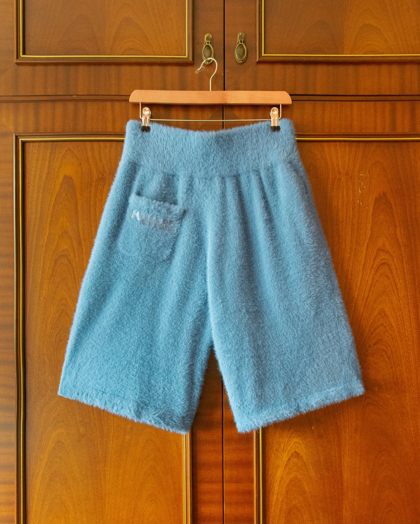 SHAGGY KNITTED SHORTS