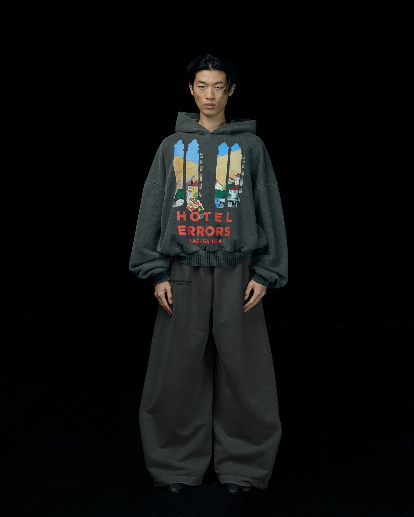HOTEL ERRORS HOODIE - RAGUSA IBLA (SABLE)