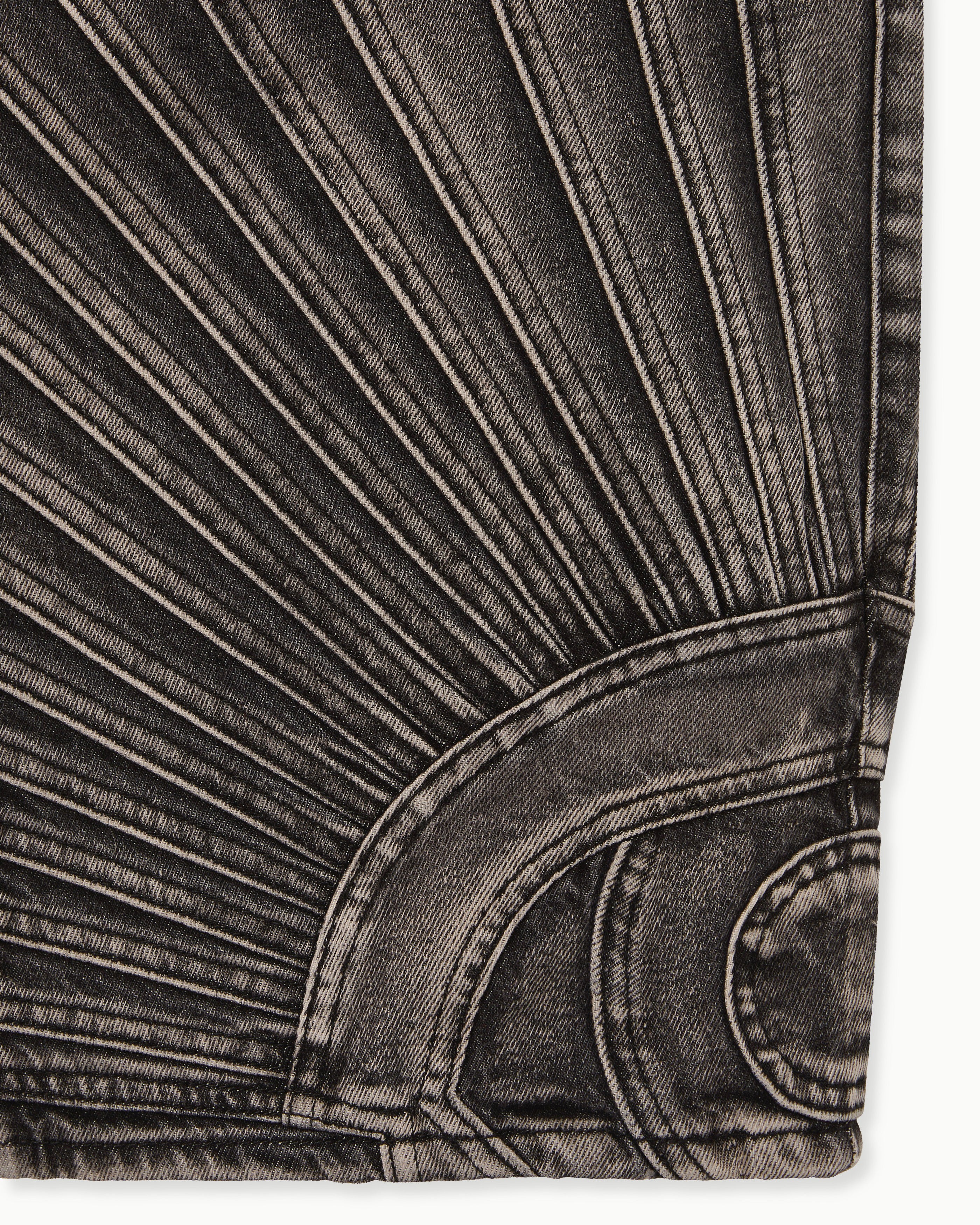 ALL-SEEING JEANS IN WASHED BLACK