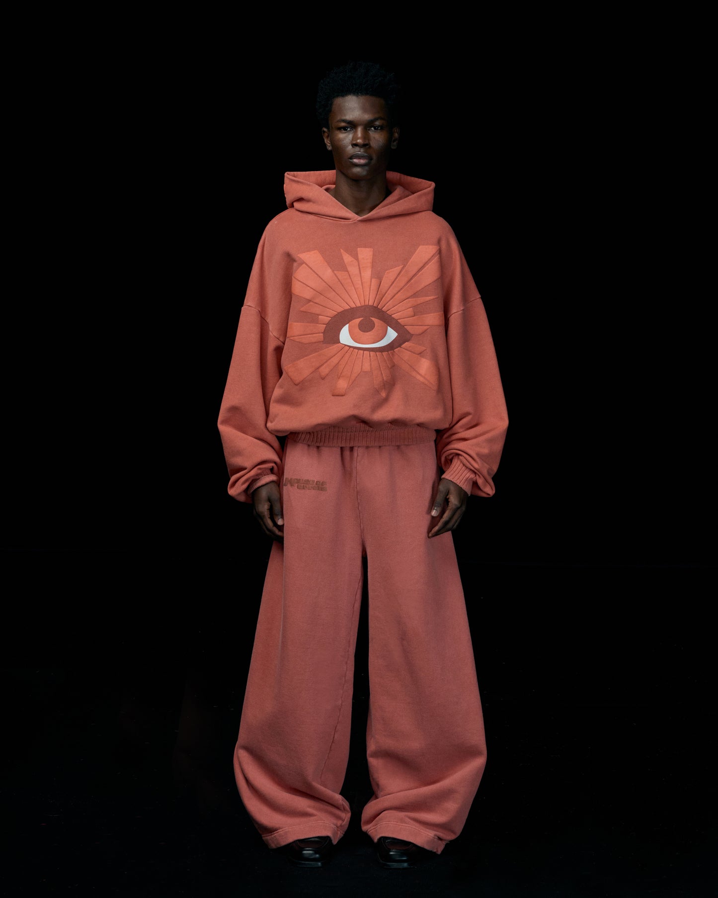 ALL-SEEING HOODIE IN SCARLET